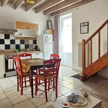 Maison De Apartment